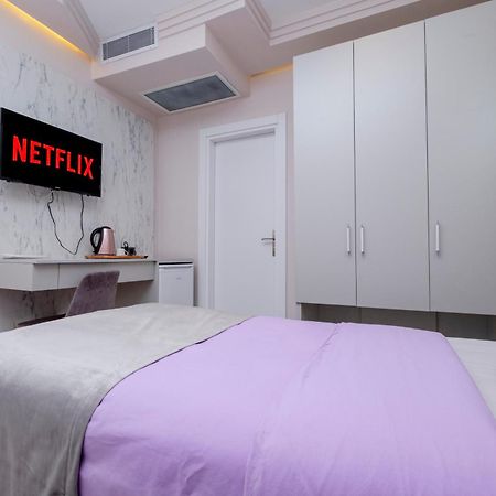 Lavender Airport Hotel Arnavutkoy Екстер'єр фото