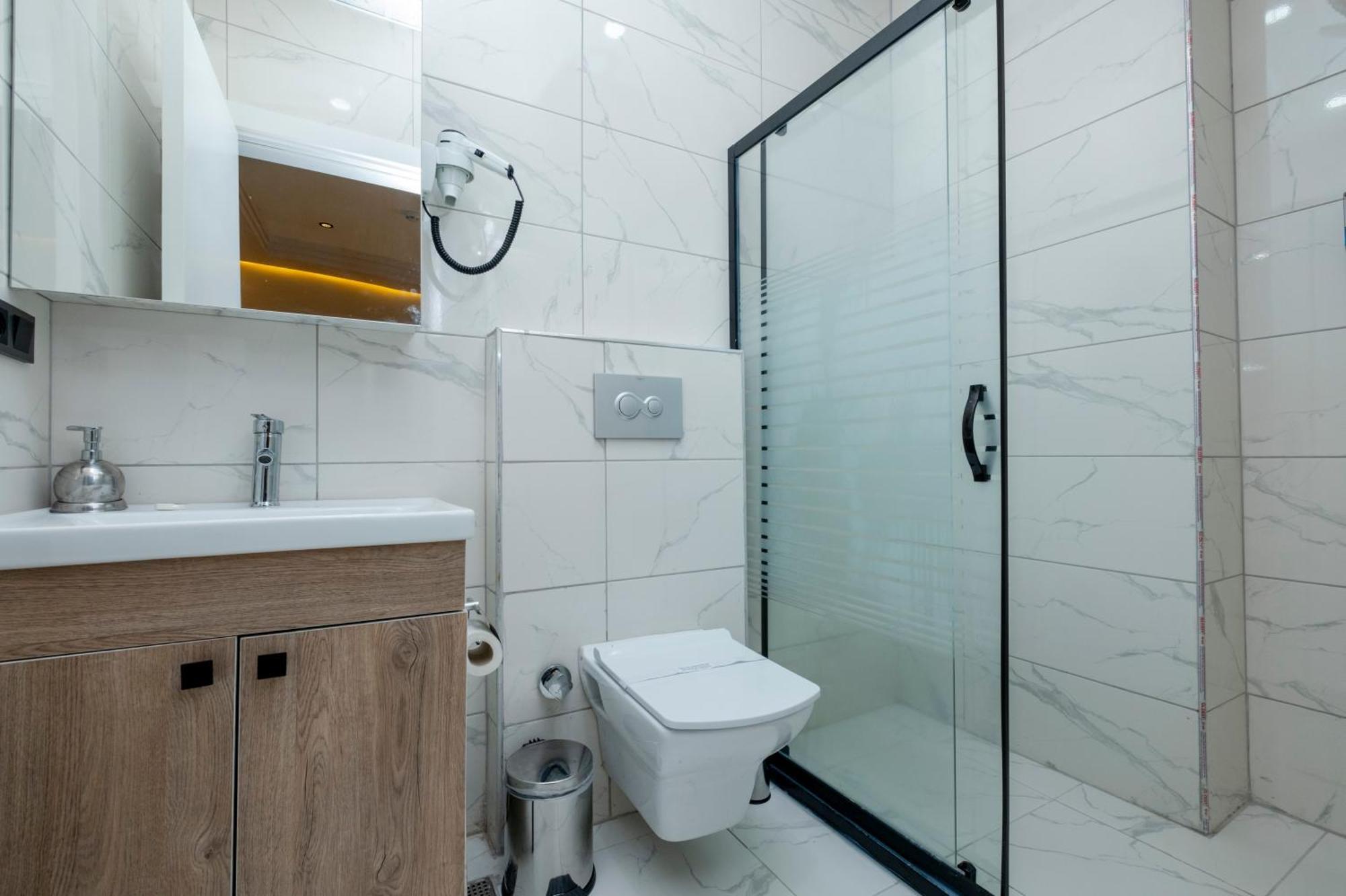 Lavender Airport Hotel Arnavutkoy Екстер'єр фото