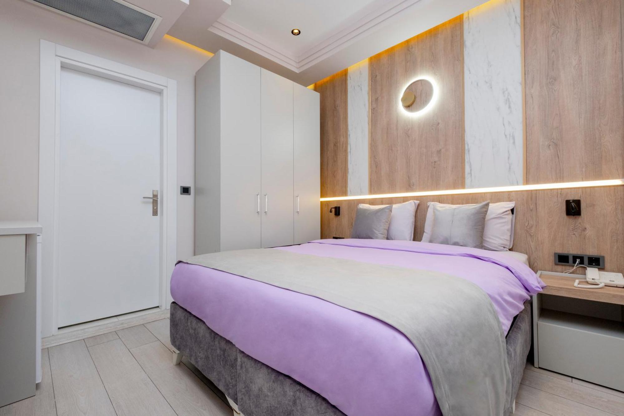 Lavender Airport Hotel Arnavutkoy Екстер'єр фото