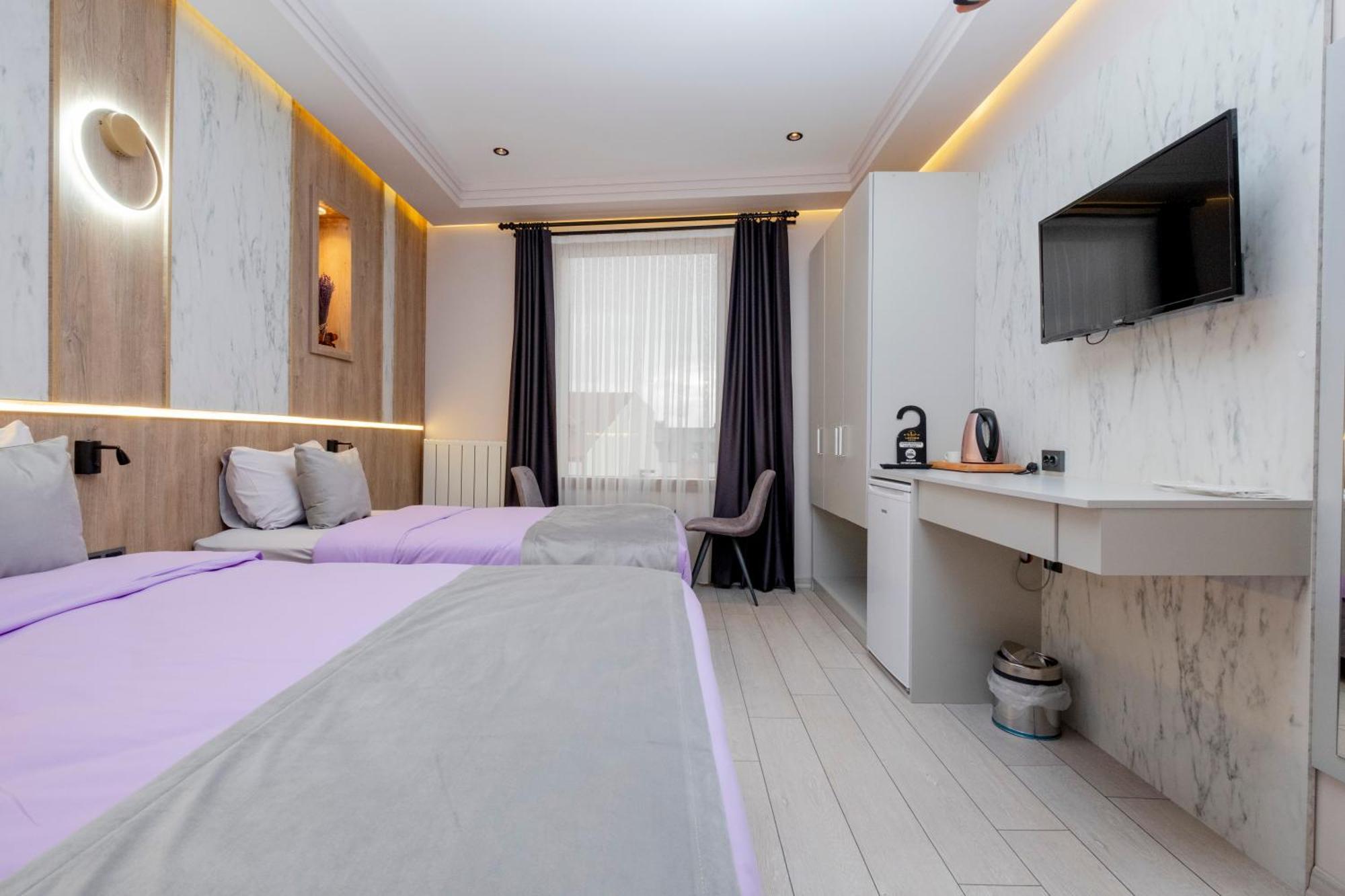 Lavender Airport Hotel Arnavutkoy Екстер'єр фото