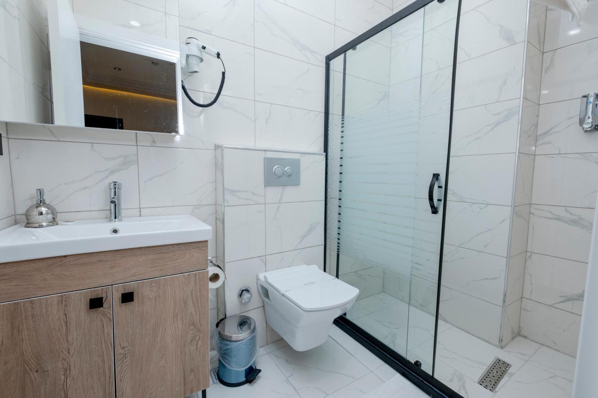 Lavender Airport Hotel Arnavutkoy Екстер'єр фото