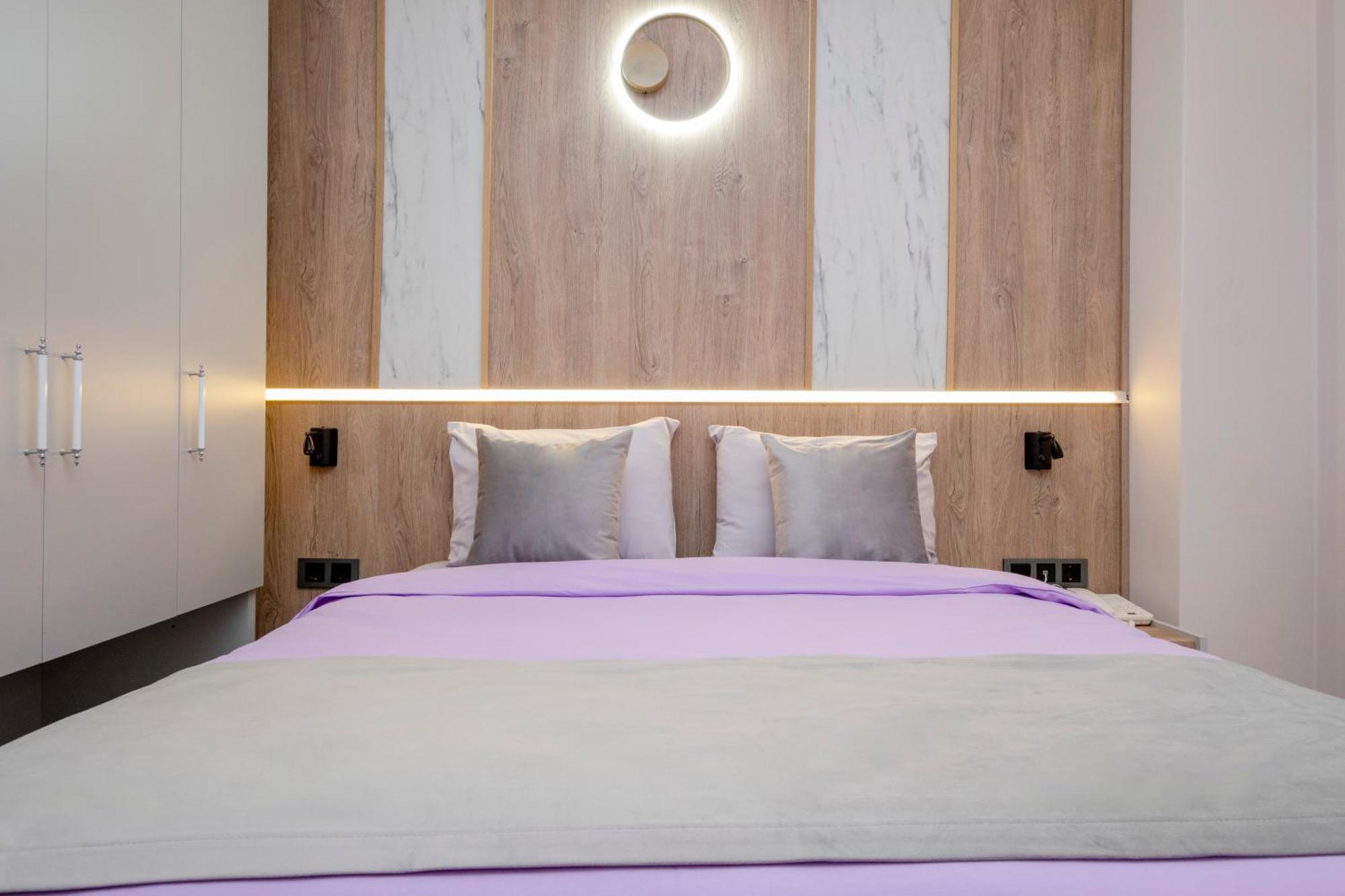 Lavender Airport Hotel Arnavutkoy Екстер'єр фото