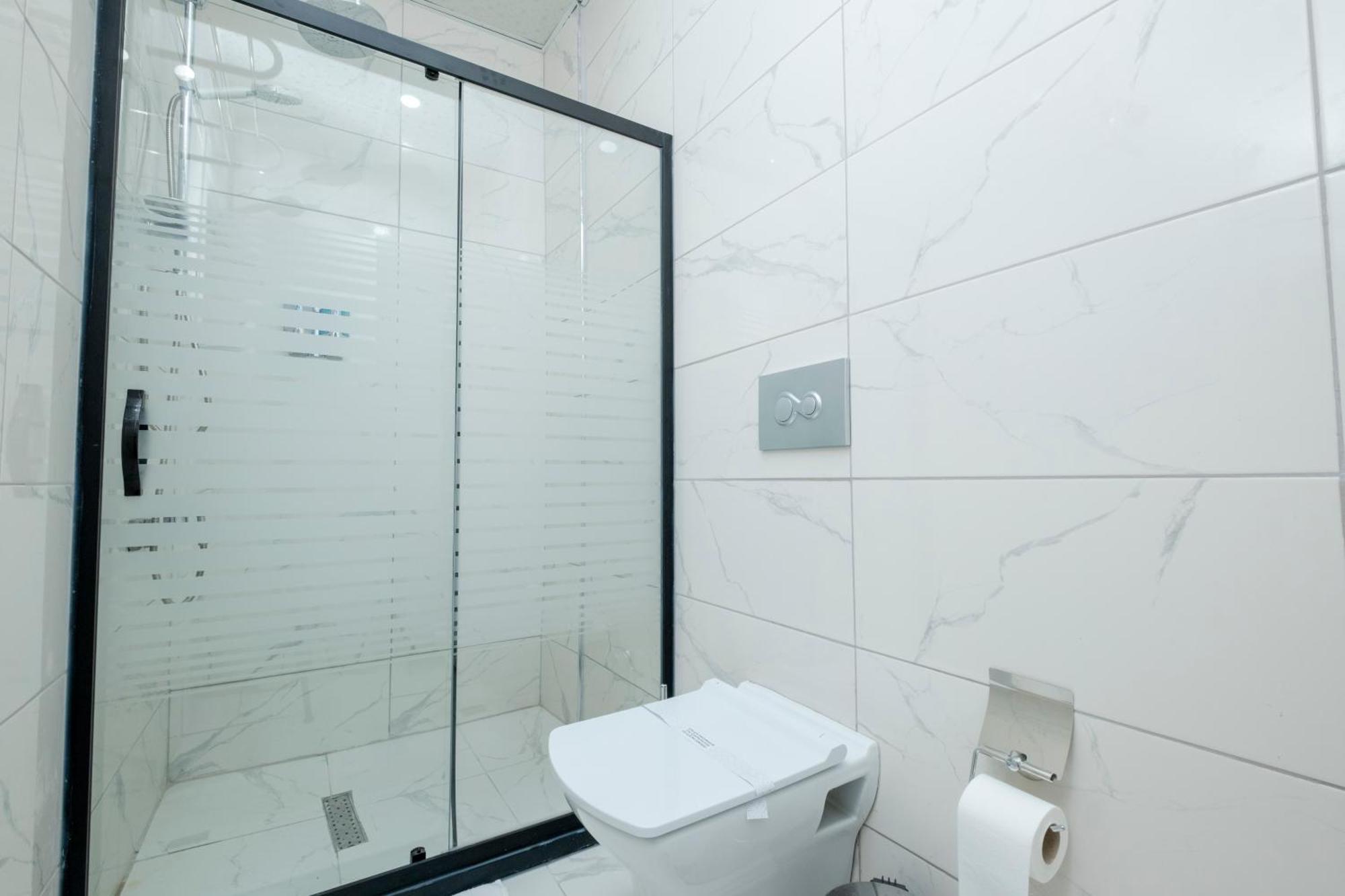 Lavender Airport Hotel Arnavutkoy Екстер'єр фото