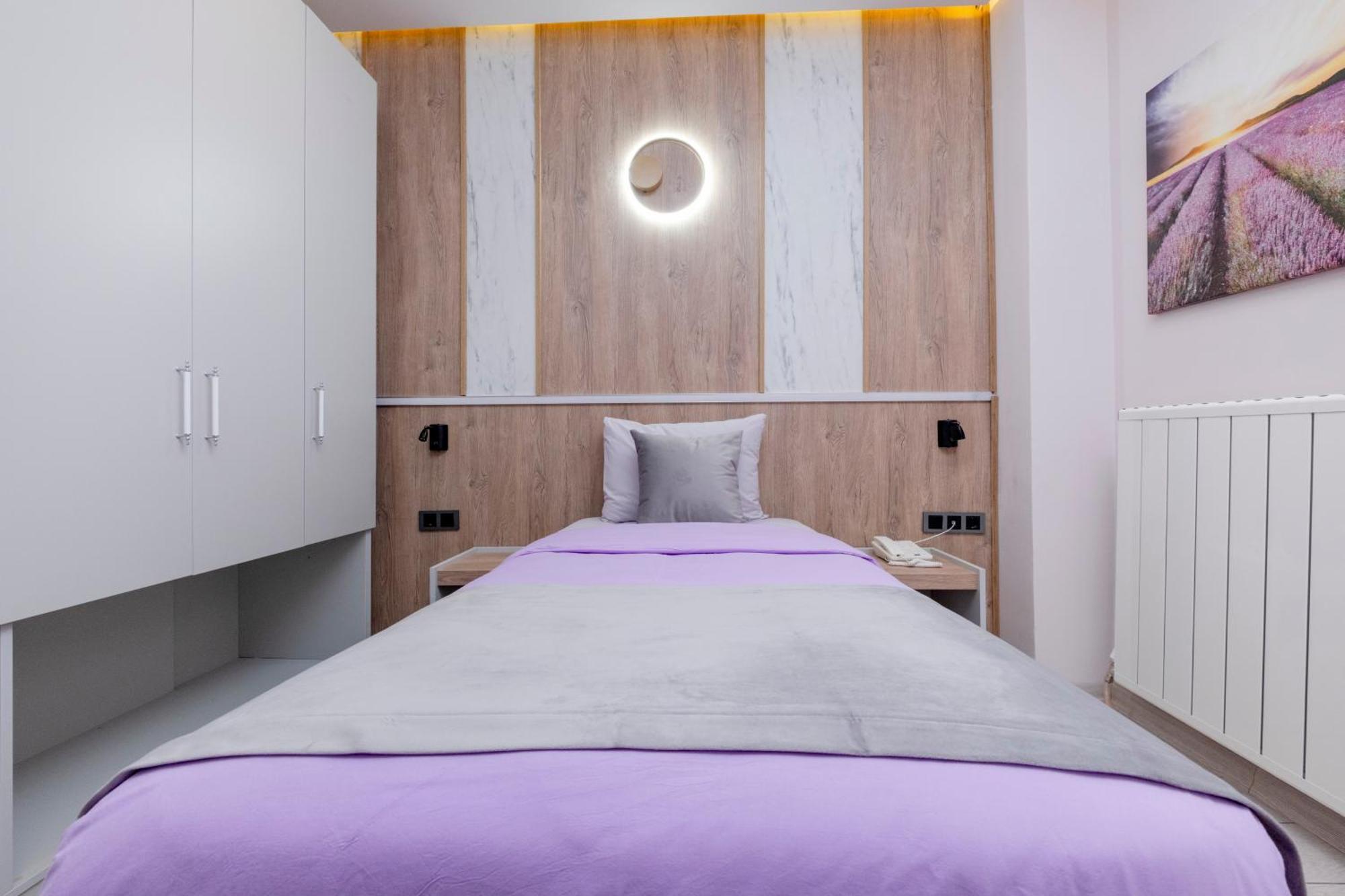 Lavender Airport Hotel Arnavutkoy Екстер'єр фото